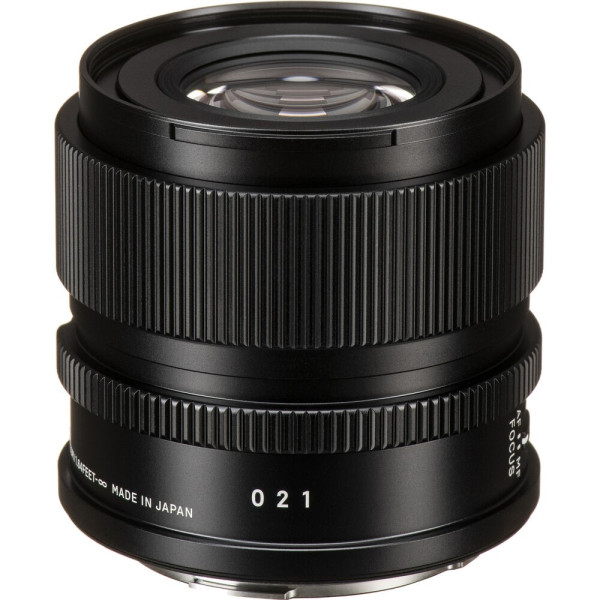 90mm F2.8 DG DN | Contemporary