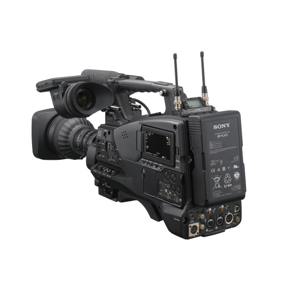 PXW Z750